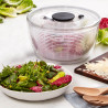 Essoreuse à salade transparente OXO 26 cm avec poussoir