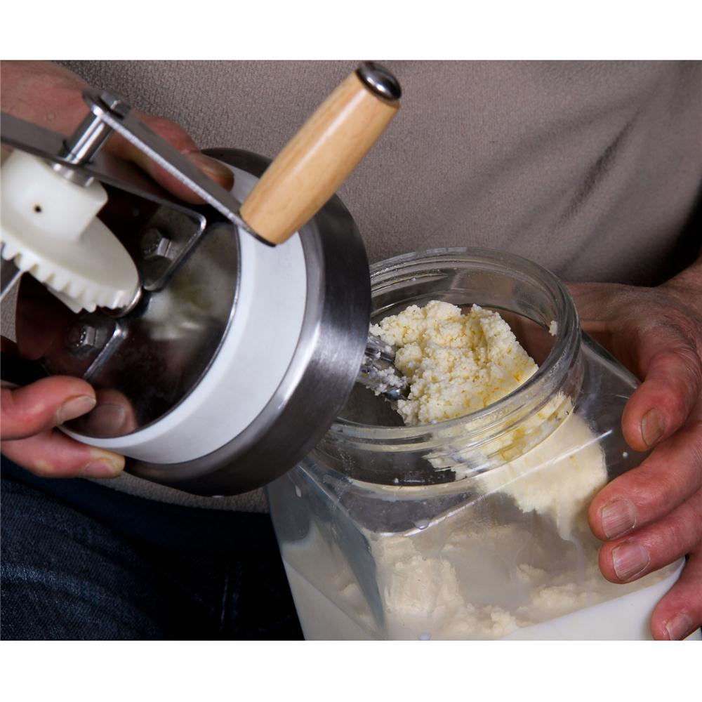 Comment faire du beurre et de la crème fraîche maison, la recette de